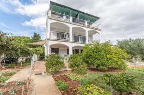  Apartments Adela  Рогозница